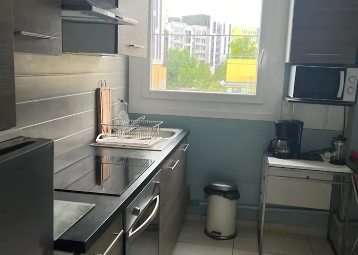 Ntes 3p Box Gratuit 1 à 6 Pers Linge Fourni Appartement